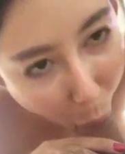 李雅上海BYSP私拍高清完整版 极品美乳全程诱惑舔穴激情流出